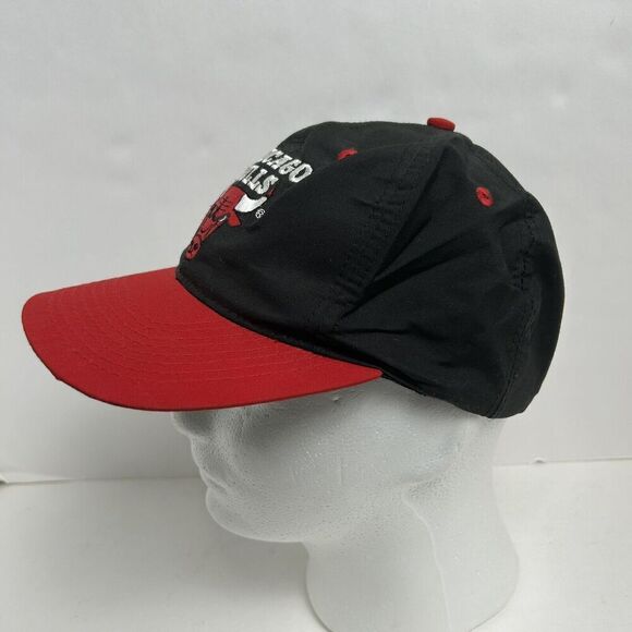 Vintage Chicago Bulls NBA Logo 7 Snapback Hat Cap Black Red 90s - Picture 2 of 7